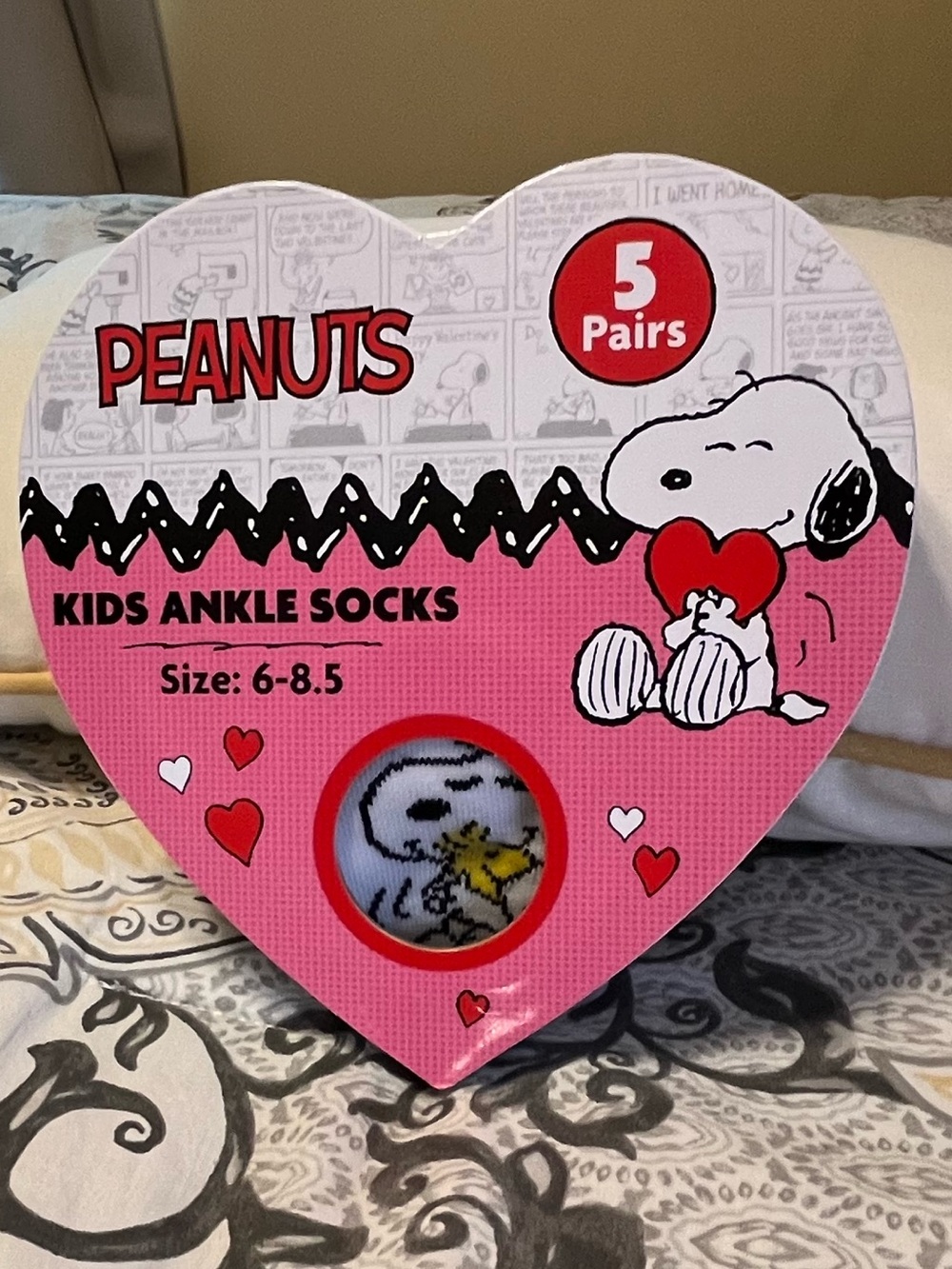 Peanuts Kids Ankle Socks in Cute Package *5 Pairs* - NWT